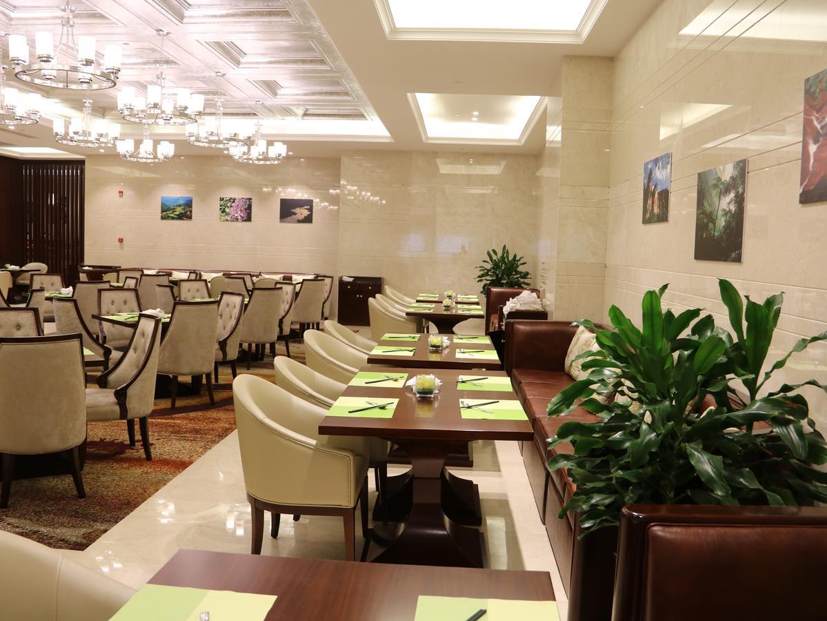 Jinqian Jiahua International Hotel Chishui  외부 사진