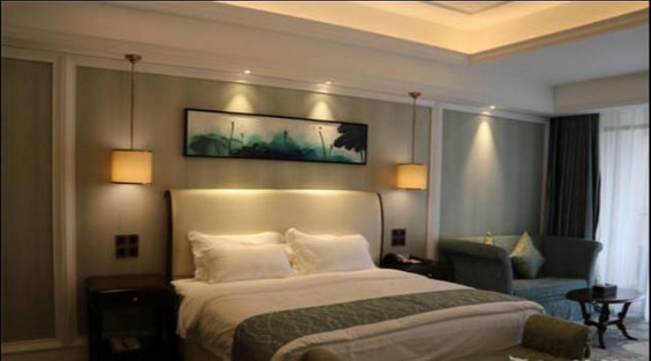 Jinqian Jiahua International Hotel Chishui  외부 사진