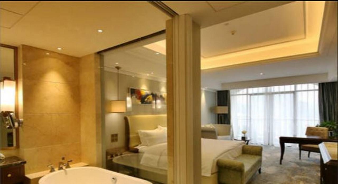 Jinqian Jiahua International Hotel Chishui  외부 사진