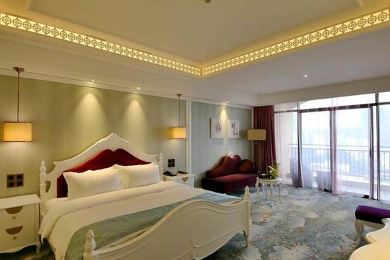 Jinqian Jiahua International Hotel Chishui  외부 사진