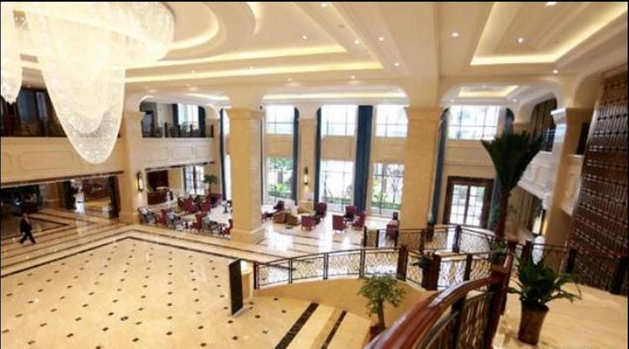 Jinqian Jiahua International Hotel Chishui  외부 사진
